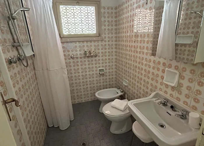 Capinera فندق 3*